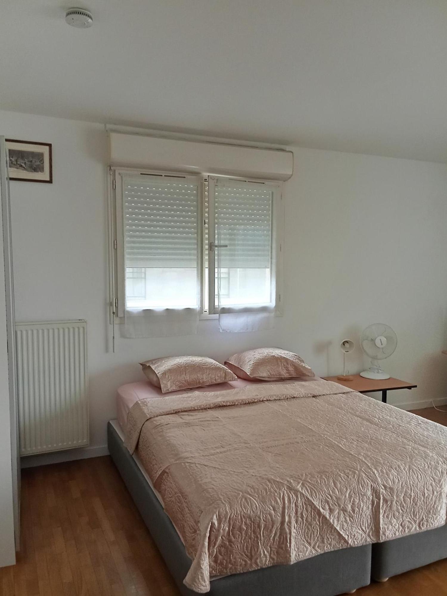 Studio Lumineux Courbevoie Exteriör bild